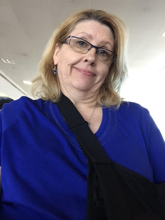 Susan-broken-arm-new-york-2018